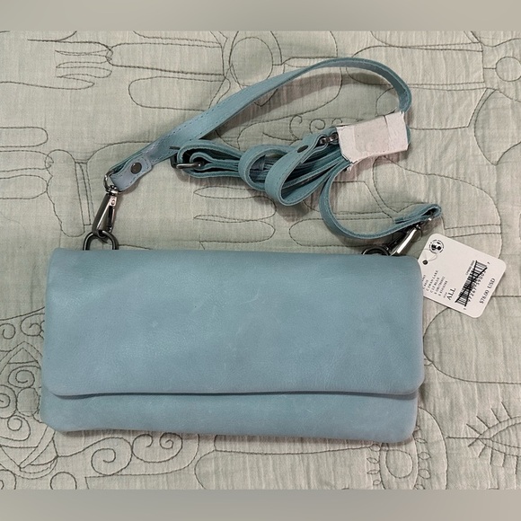 NEW Free People Traveler Wallet Leather Shoulder Crossbody Clutch Swan Lake Blue - Picture 13 of 15
